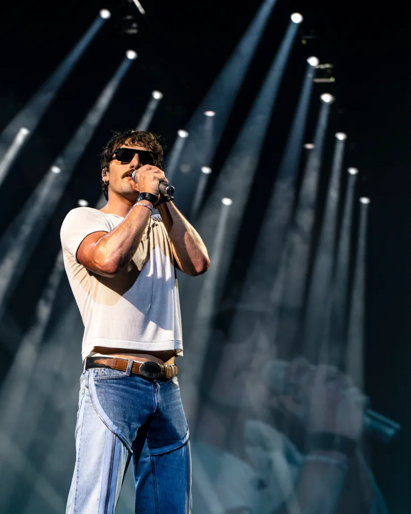 Benson Boone performing live in concert