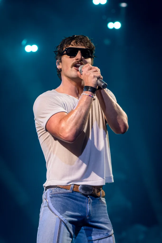 Benson Boone performing live in concert