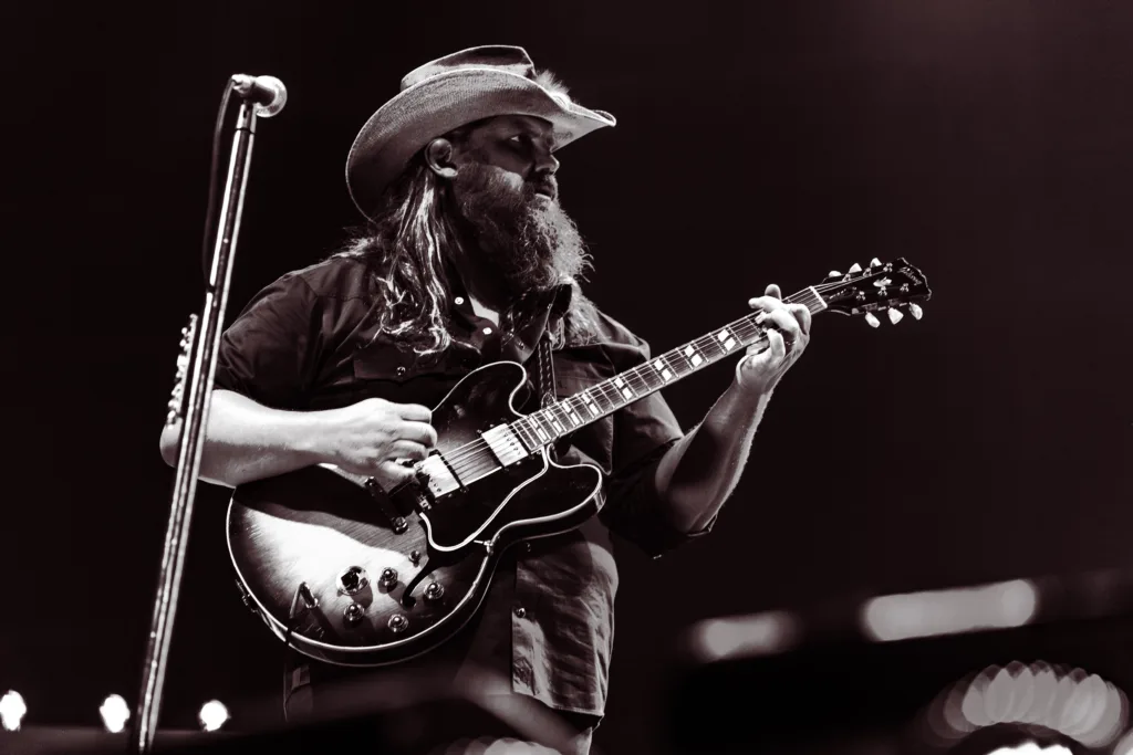 Chris Stapleton performing live at MVP Arena, June 2025